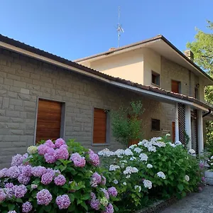 Peaceful Country Living At At Clara Vimignano-Chiesa